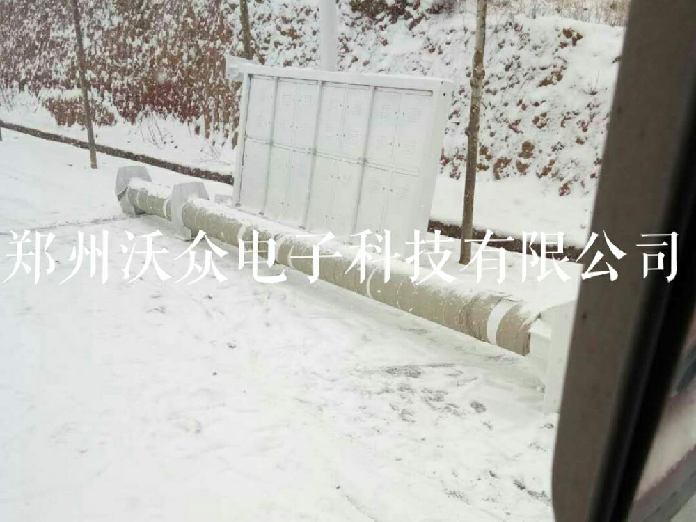 汝州省道交通诱导屏P10双色安装完毕